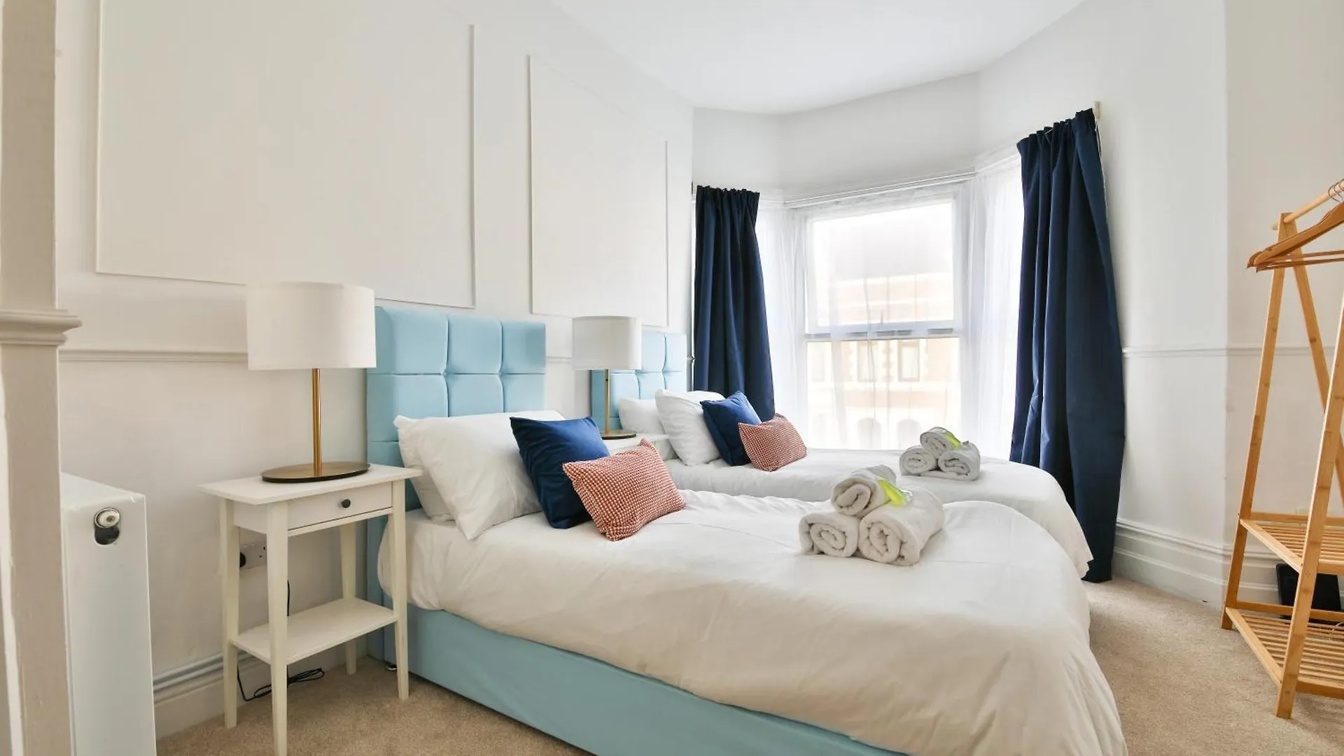 Beautifully Designed Flat With Full Amenities Lejlighed Cardiff