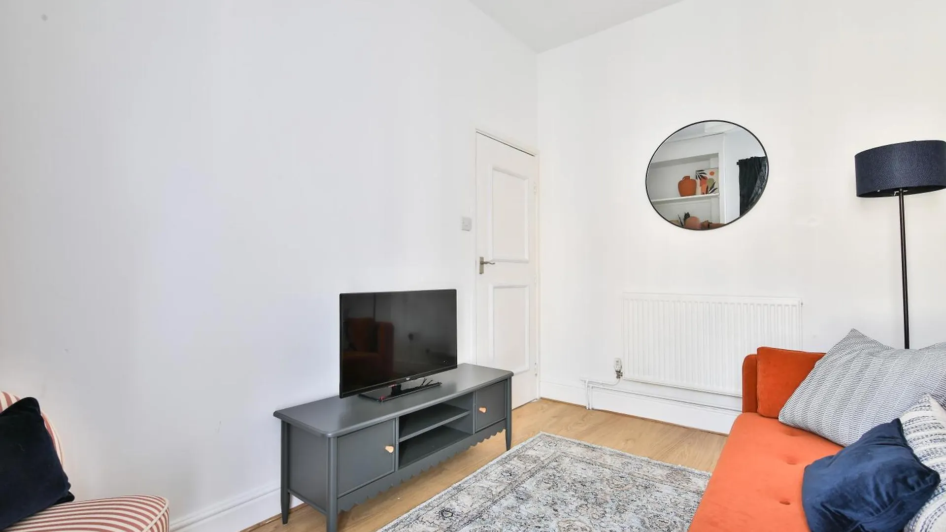 Beautifully Designed Flat With Full Amenities Lejlighed Cardiff 0*,